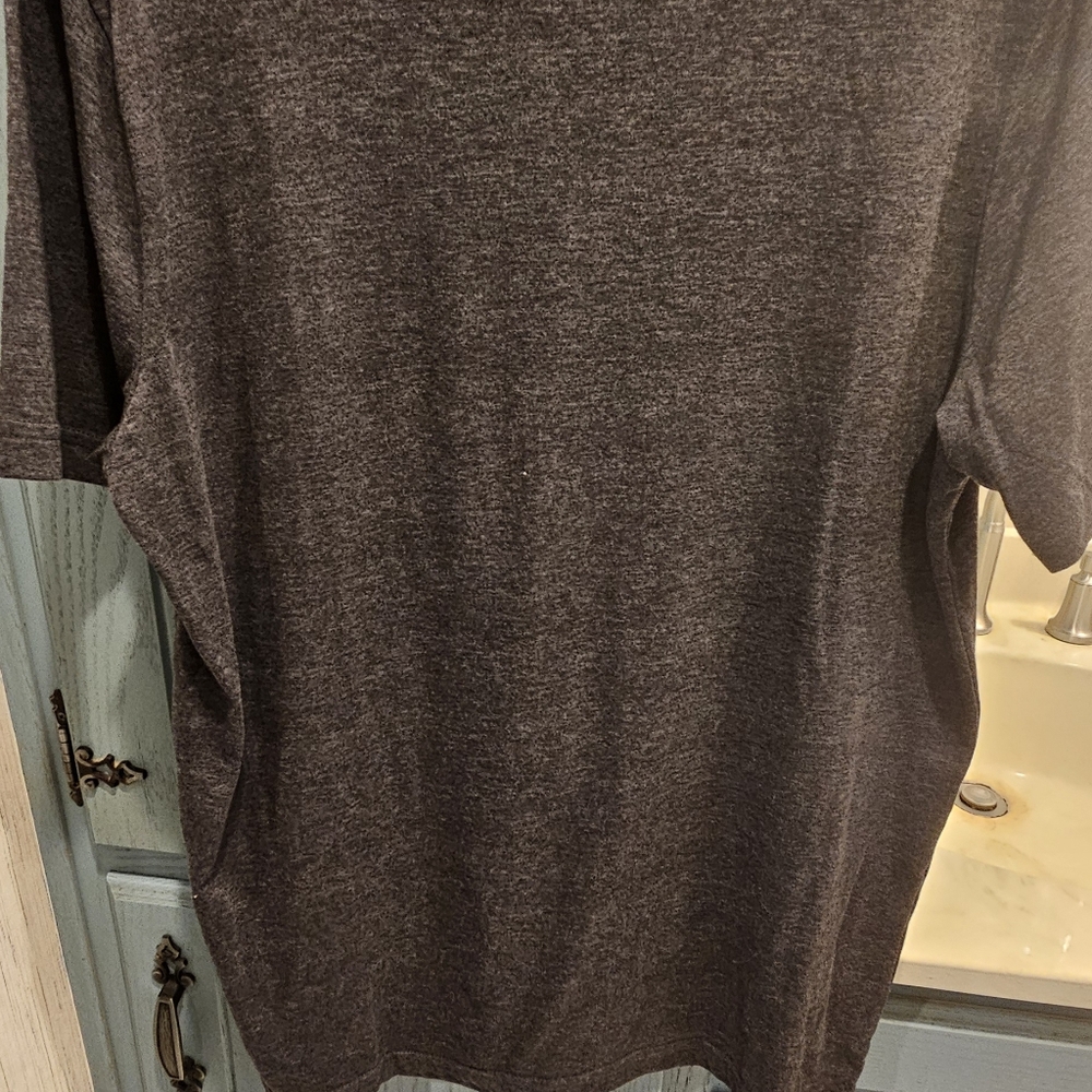 Ladies Size Large - Like New - Picture 3 of 3